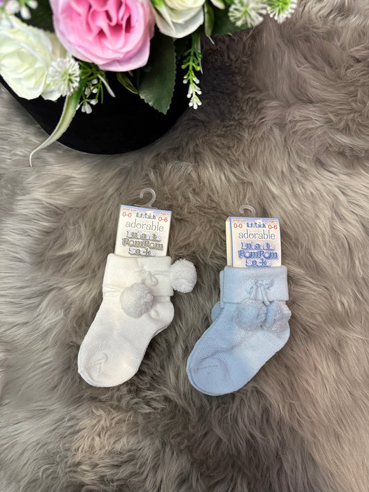 Ankle pom socks